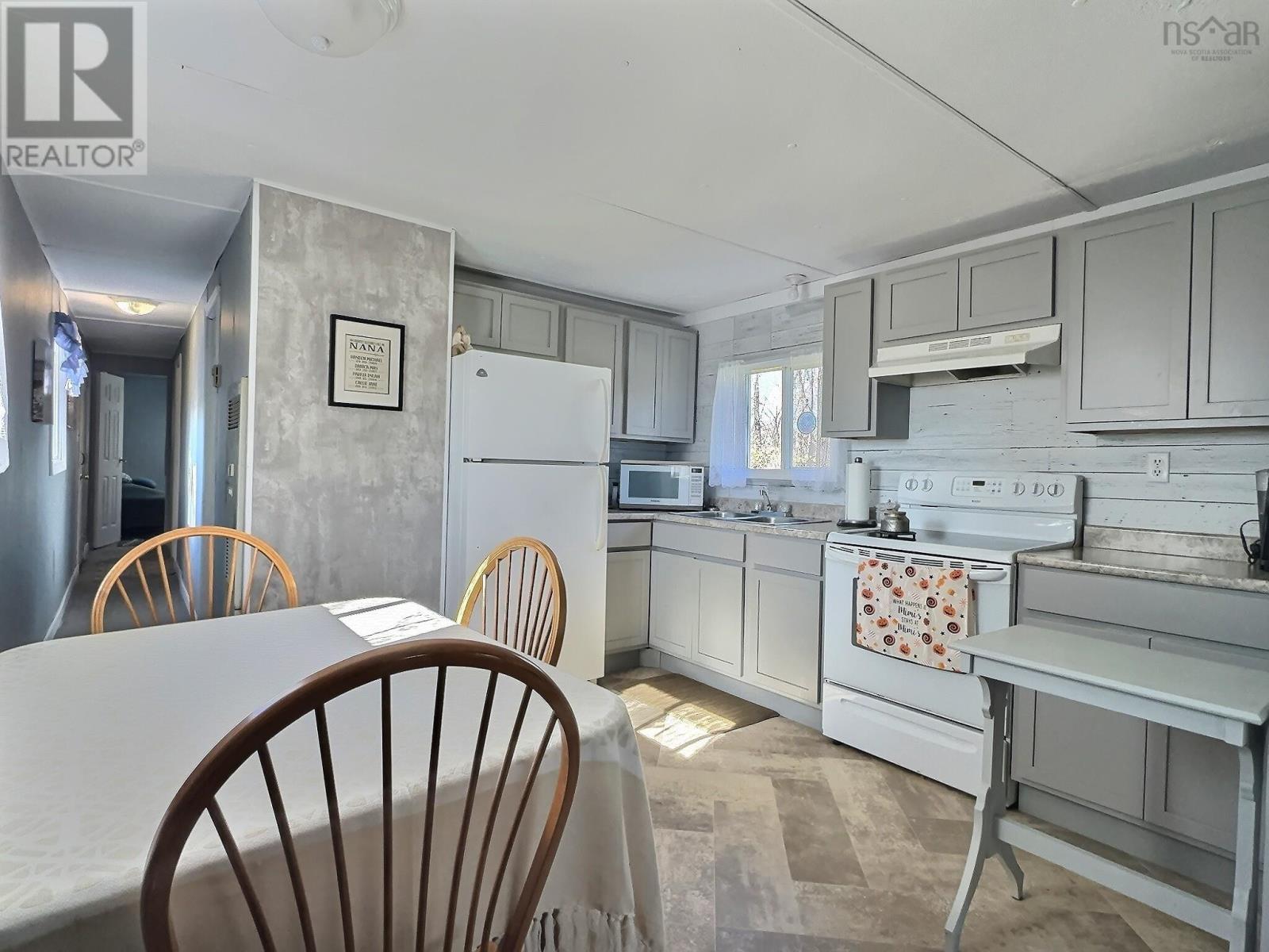7067 2 Highway, Portapique, Nova Scotia  B0M 1B0 - Photo 5 - 202526619