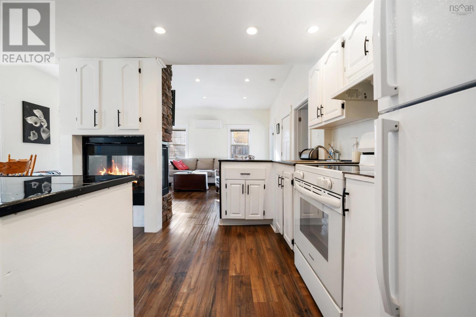 208 Pleasant Street, Truro, Nova Scotia  B2N 3S8 - Photo 12 - 202526659