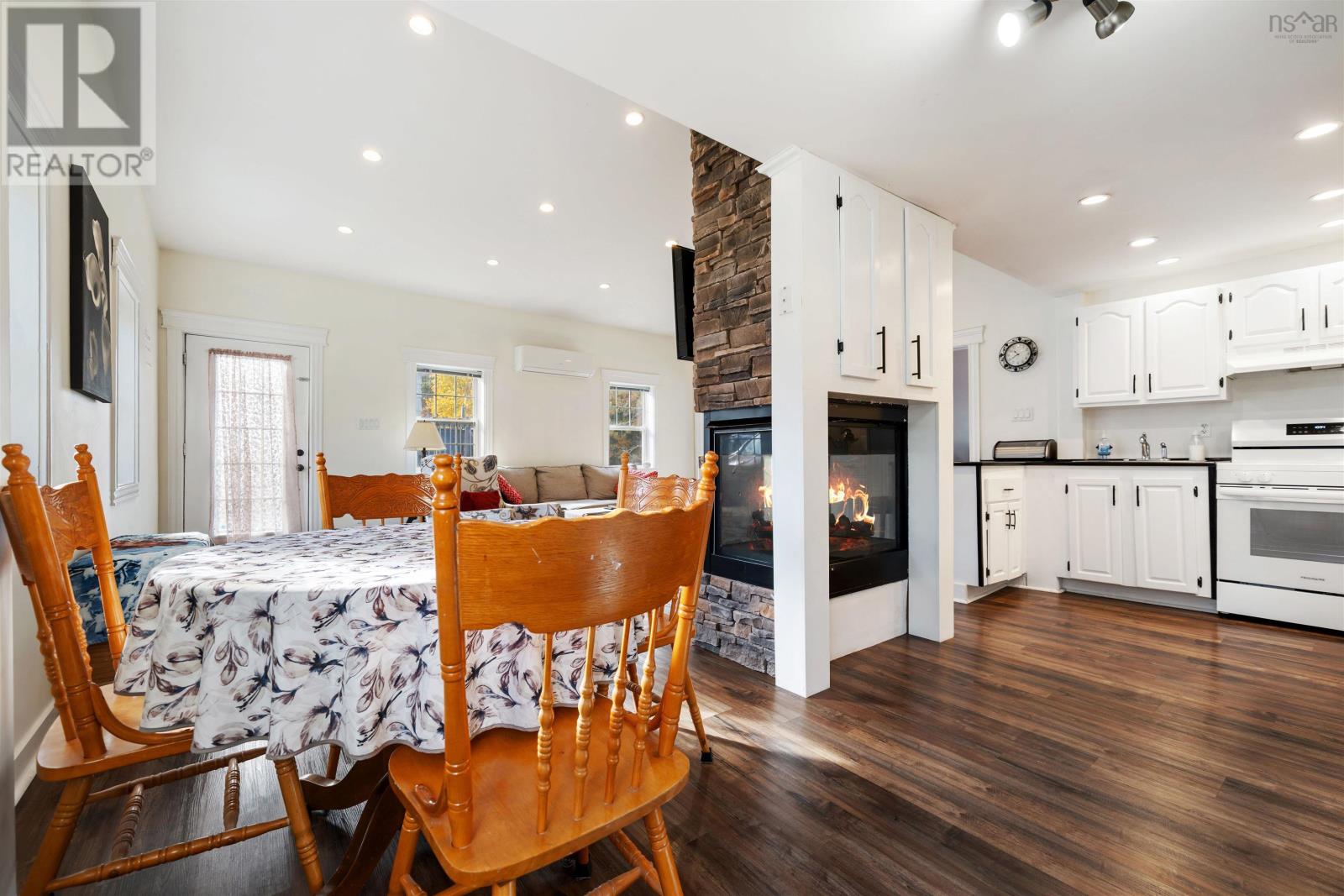 208 Pleasant Street, Truro, Nova Scotia  B2N 3S8 - Photo 13 - 202526659