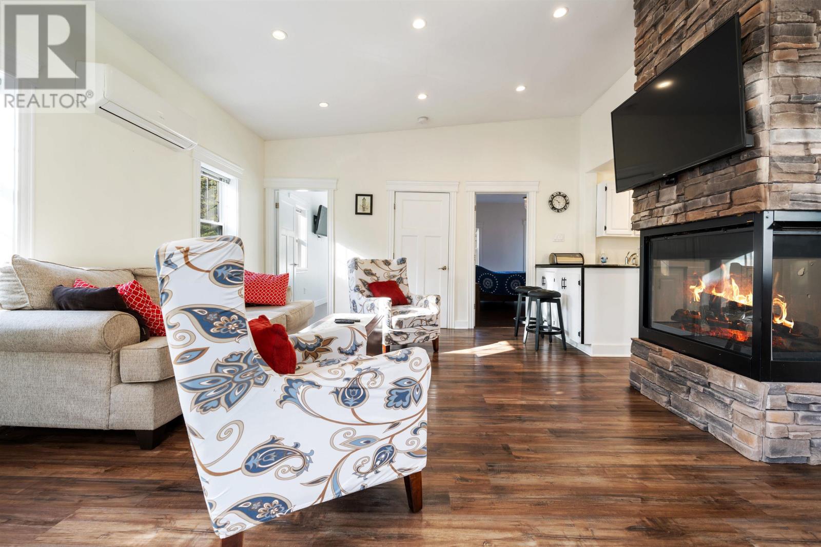 208 Pleasant Street, Truro, Nova Scotia  B2N 3S8 - Photo 5 - 202526659