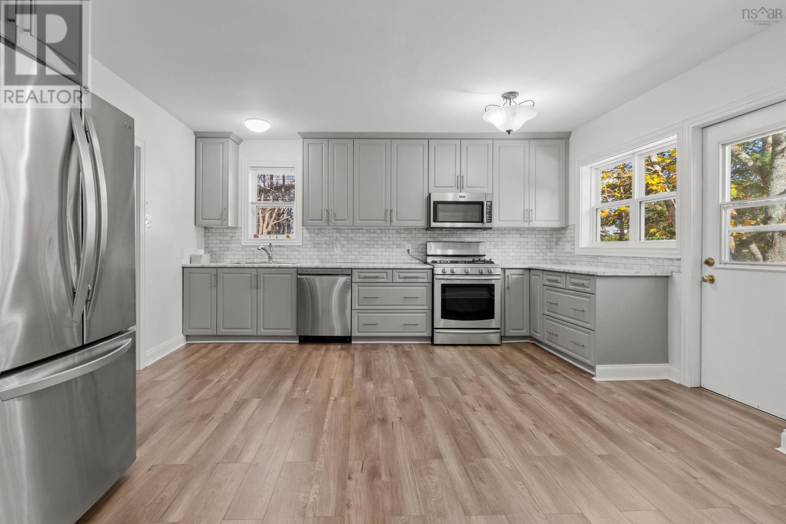 30 Wardour Street, Bedford, Nova Scotia  B4A 2H9 - Photo 16 - 202526746