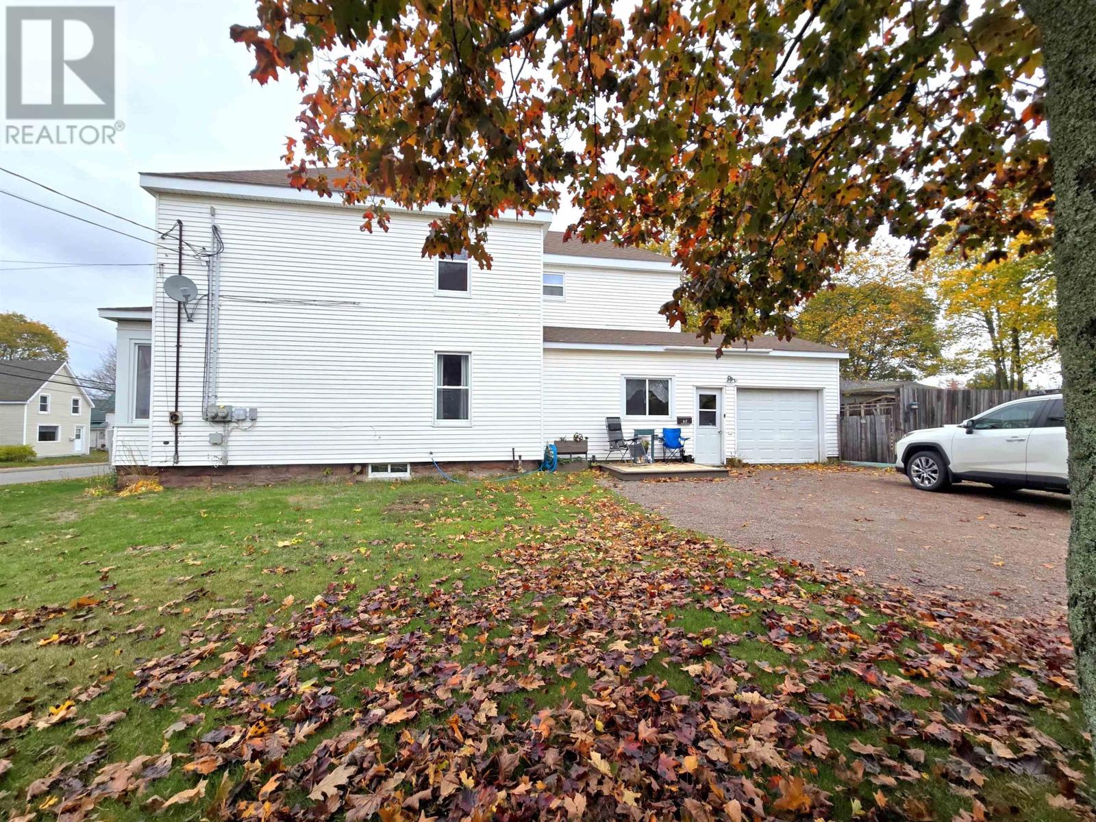 62 West Pleasant Street, Amherst, Nova Scotia  B4H 1E8 - Photo 3 - 202526811