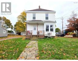 62 West Pleasant Street, amherst, Nova Scotia