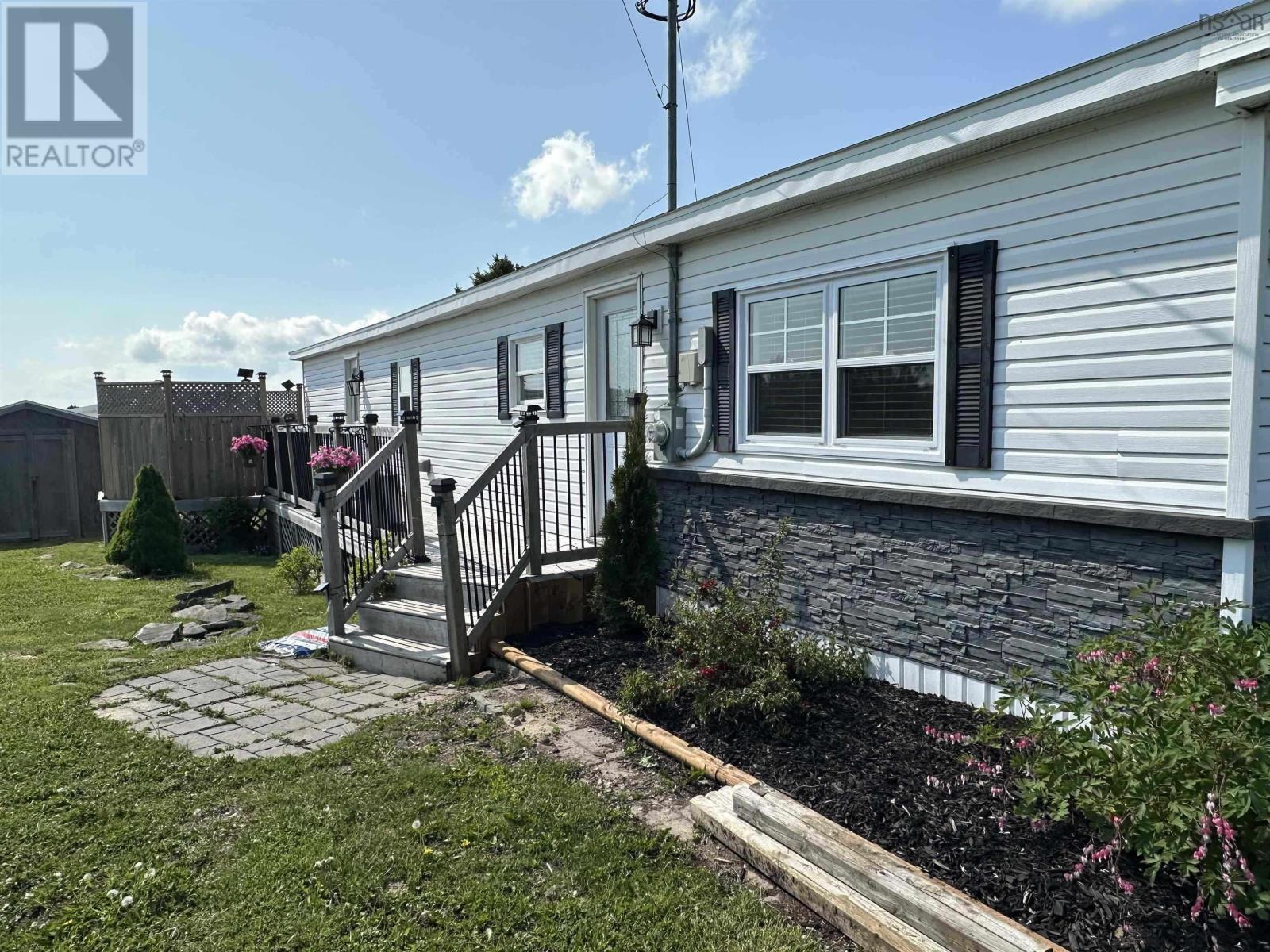 127 Park Street, Dominion, Nova Scotia  B1G 1R7 - Photo 2 - 202526821