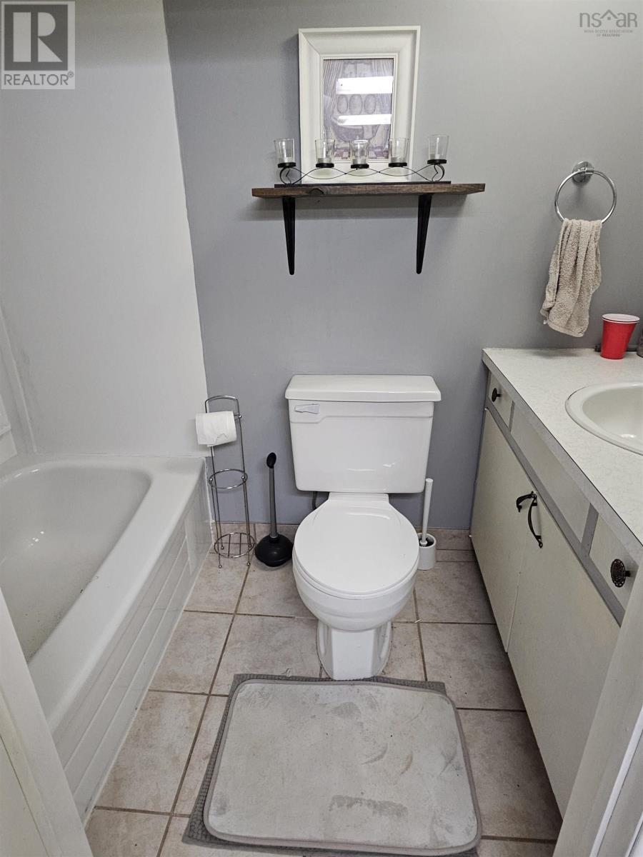 16 Rogers Avenue, Amherst, Nova Scotia  B4H 2J7 - Photo 30 - 202526968