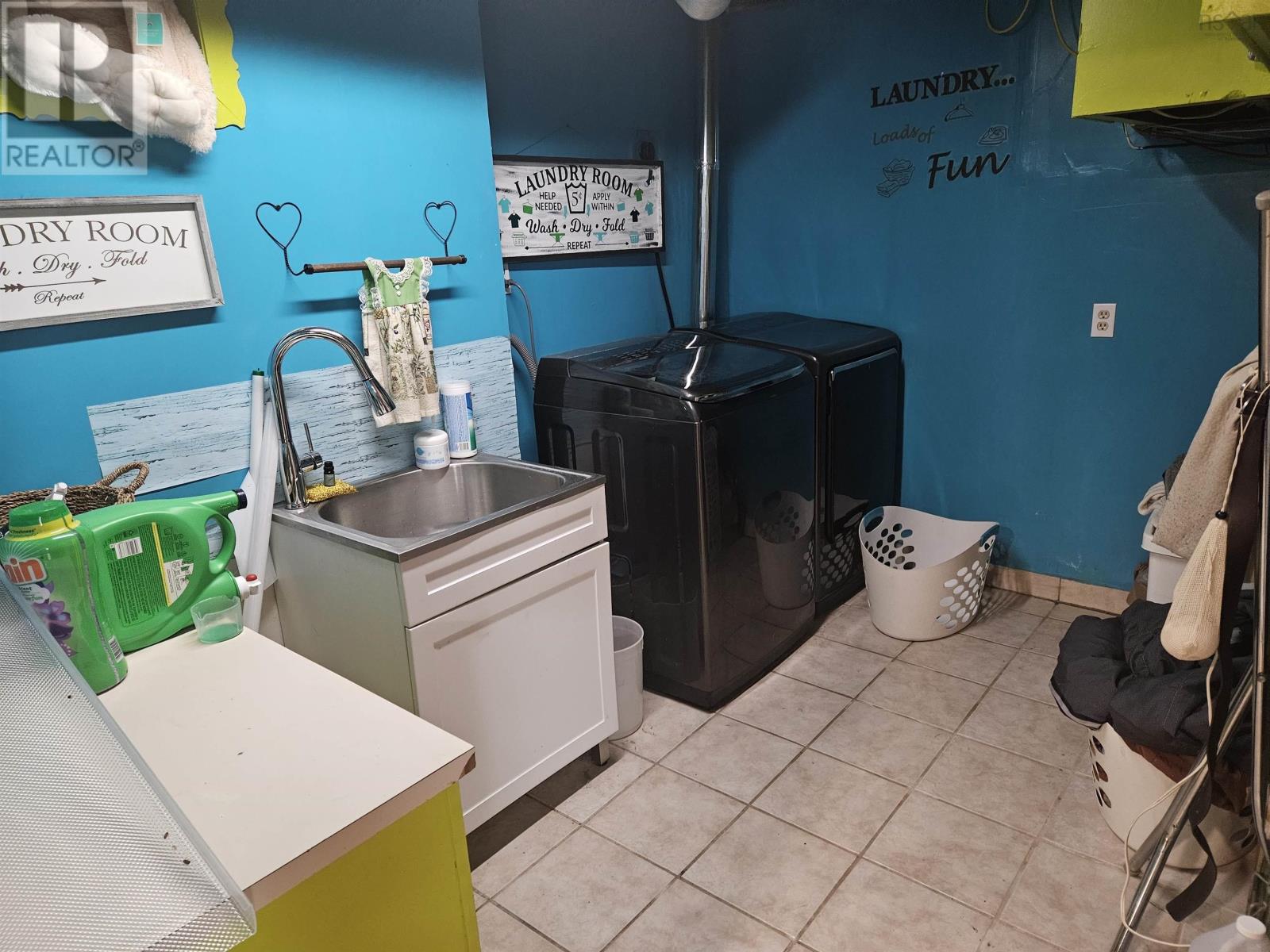 16 Rogers Avenue, Amherst, Nova Scotia  B4H 2J7 - Photo 31 - 202526968