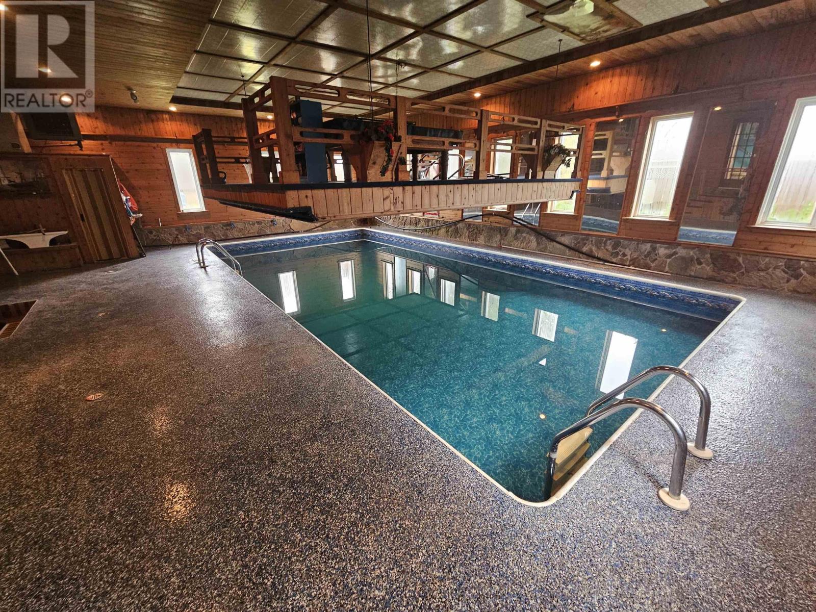 16 Rogers Avenue, Amherst, Nova Scotia  B4H 2J7 - Photo 39 - 202526968