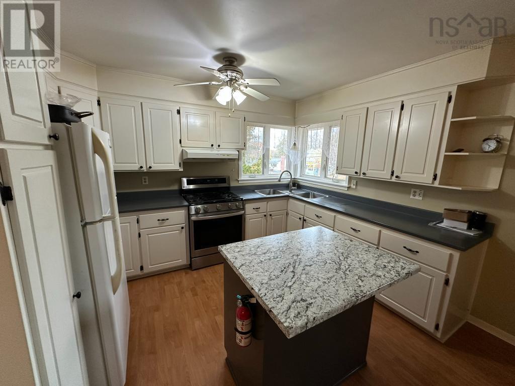 128 Oakdene Avenue, Kentville, Nova Scotia  B4N 2C1 - Photo 6 - 202526979