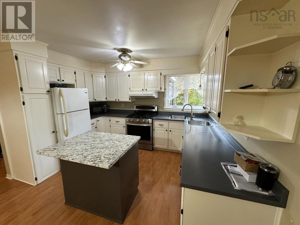 128 Oakdene Avenue, Kentville, Nova Scotia  B4N 2C1 - Photo 7 - 202526979