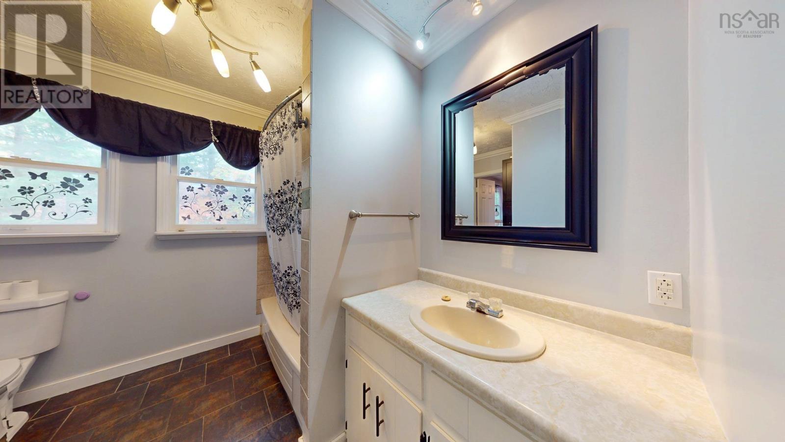 4 Evergreen Avenue, New Minas, Nova Scotia  B4N 4J5 - Photo 18 - 202527035