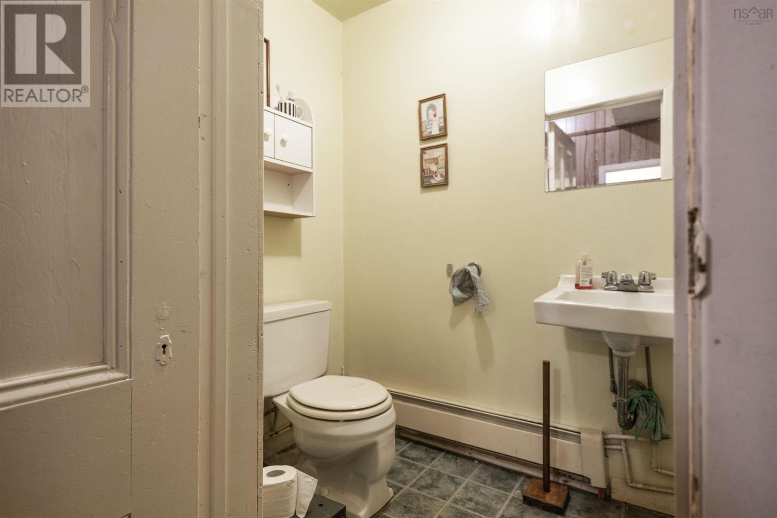 171 Queen Street, Parrsboro, Nova Scotia  B0M 1S0 - Photo 32 - 202527070