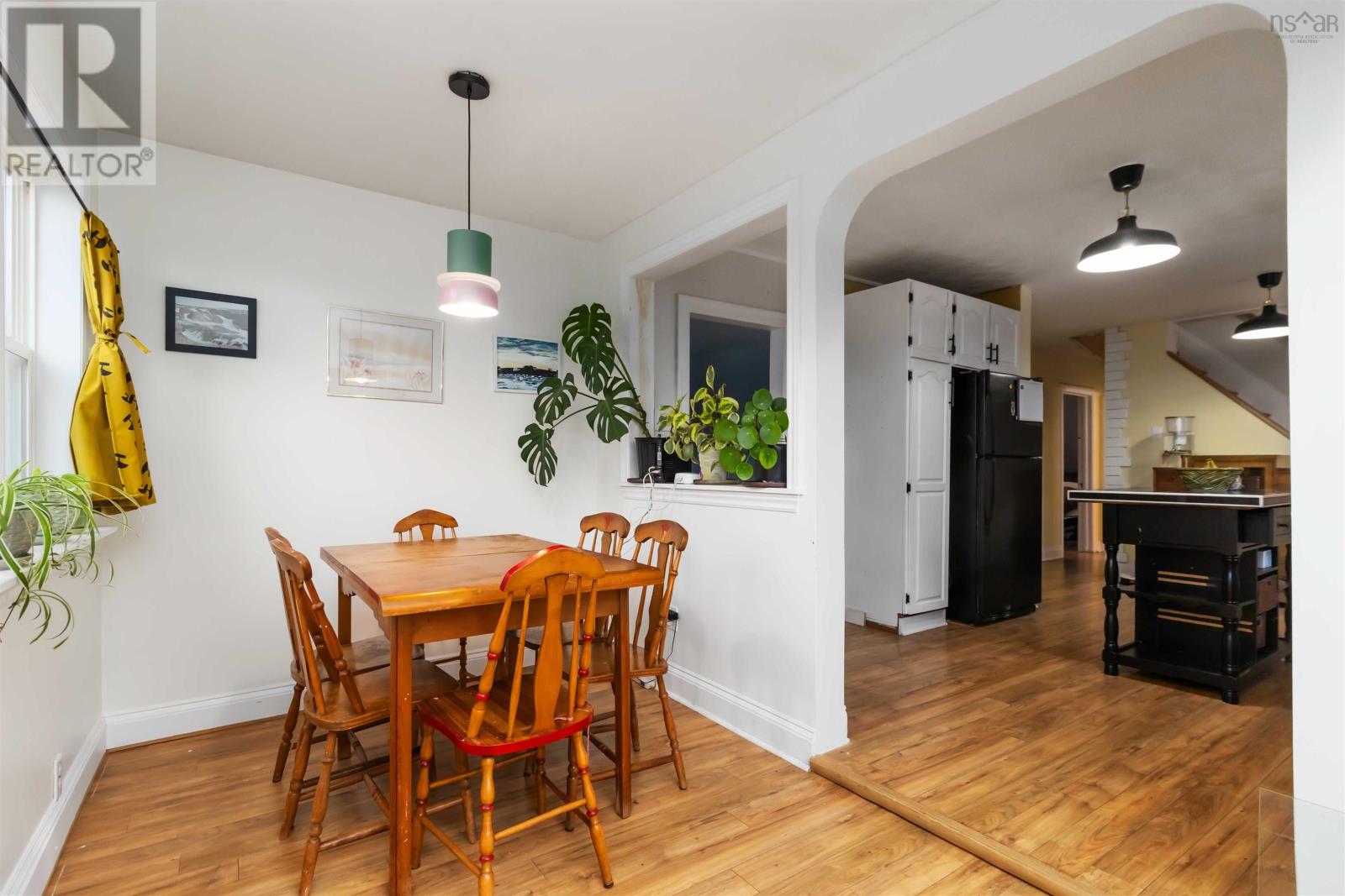 379 Bissett Road, Cole Harbour, Nova Scotia  B2V 2T2 - Photo 5 - 202527098