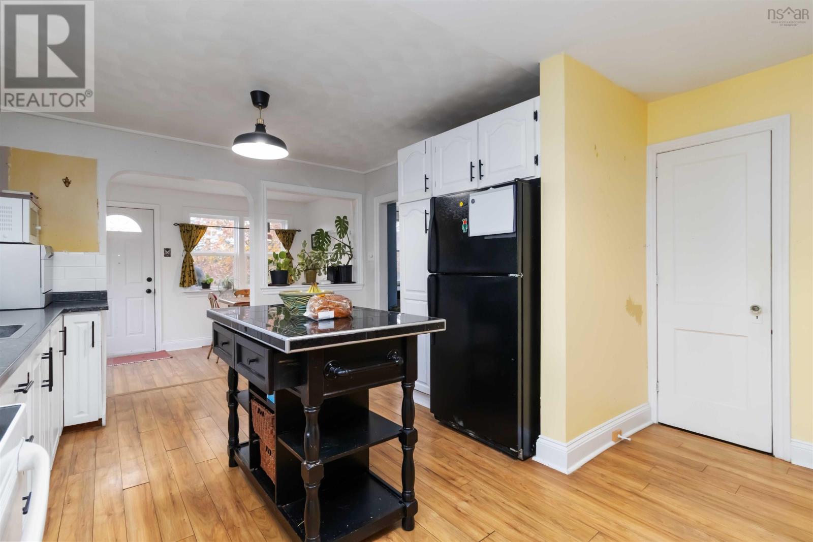 379 Bissett Road, Cole Harbour, Nova Scotia  B2V 2T2 - Photo 8 - 202527098