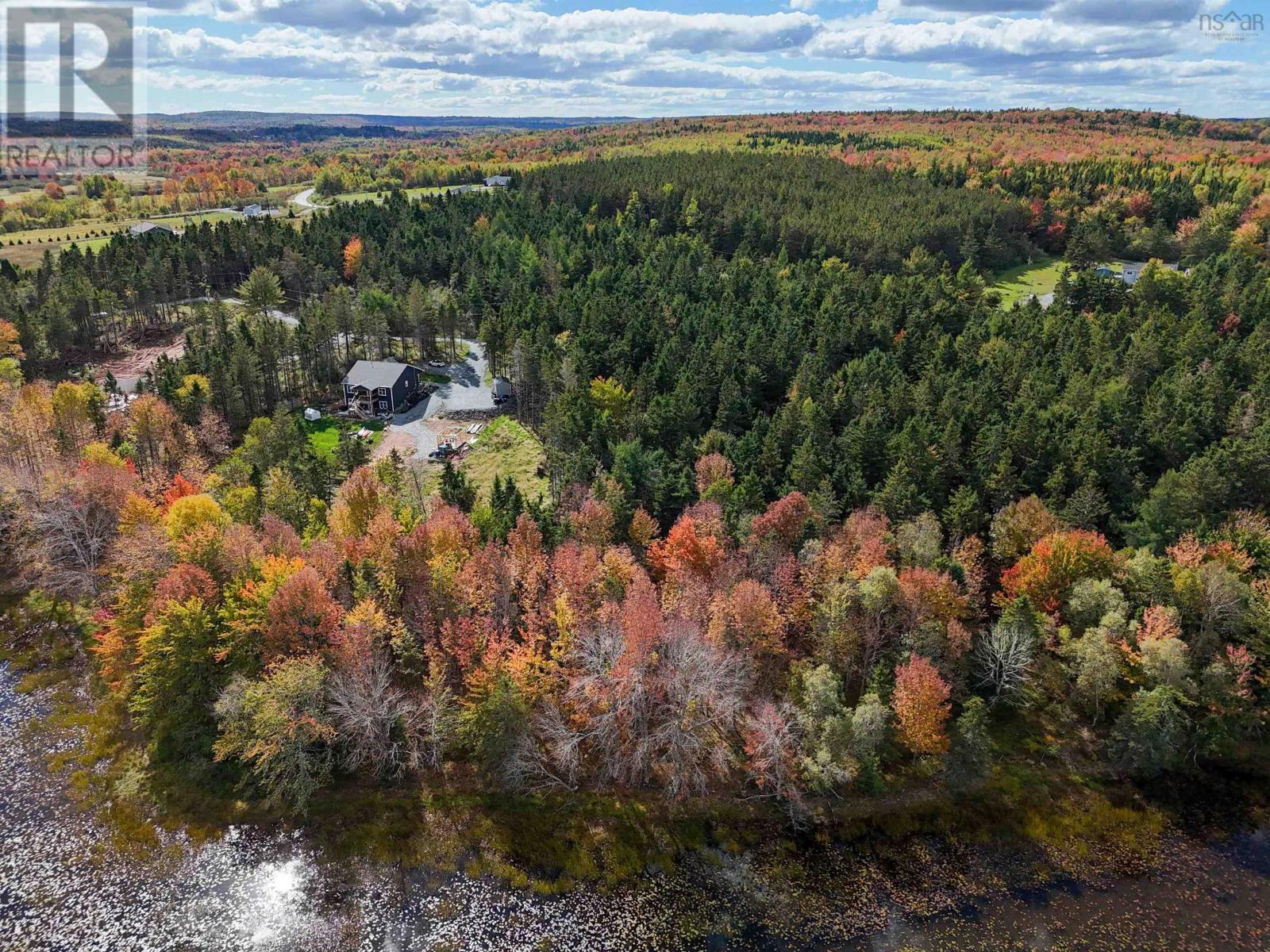 994 Lake Egmont Road, Lake Egmont, Nova Scotia  B0N 1Y0 - Photo 13 - 202527302