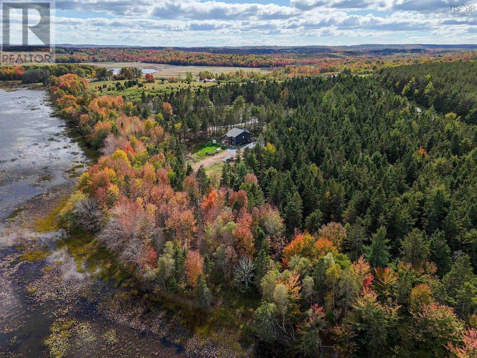 994 Lake Egmont Road, Lake Egmont, Nova Scotia  B0N 1Y0 - Photo 14 - 202527302