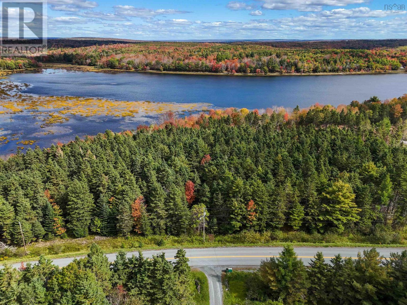 998 Lake Egmont Road, Lake Egmont, Nova Scotia  B0N 1Y0 - Photo 10 - 202527303