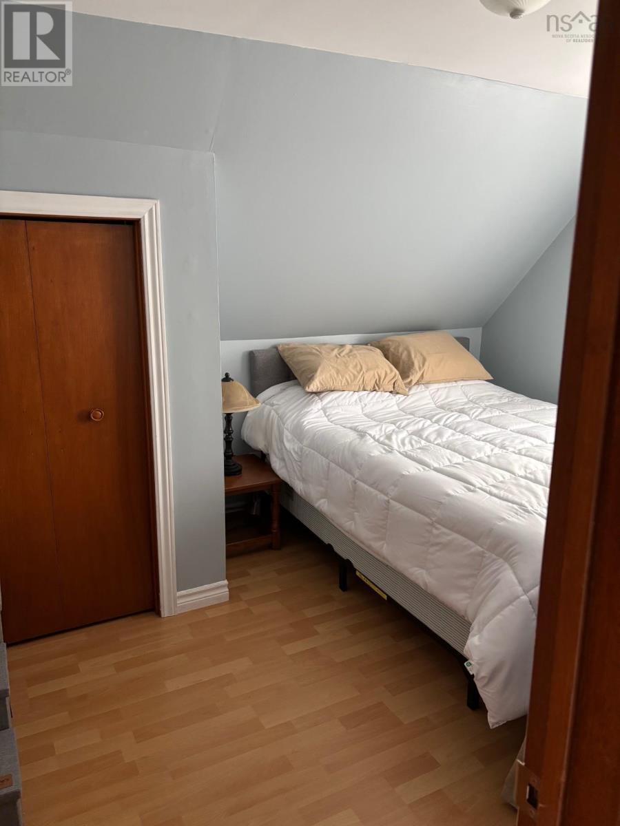 115 Queen, Baddeck, Nova Scotia  B0E 1B0 - Photo 11 - 202527379