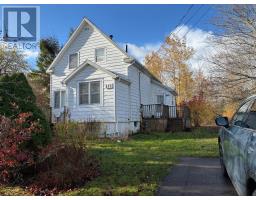 115 Queen, baddeck, Nova Scotia