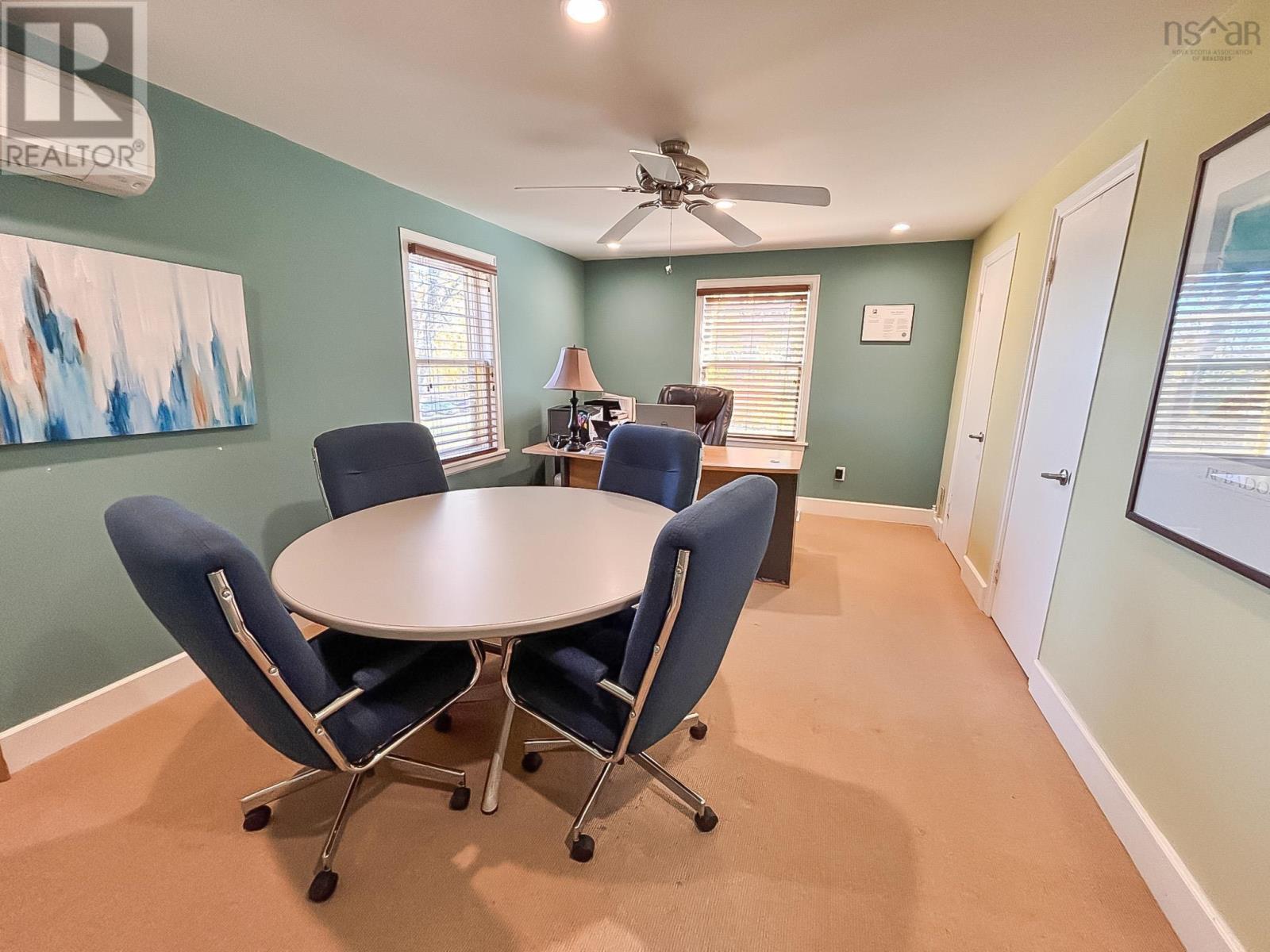 180 Dufferin Street, Bridgewater, Nova Scotia  B4V 2G7 - Photo 13 - 202527381