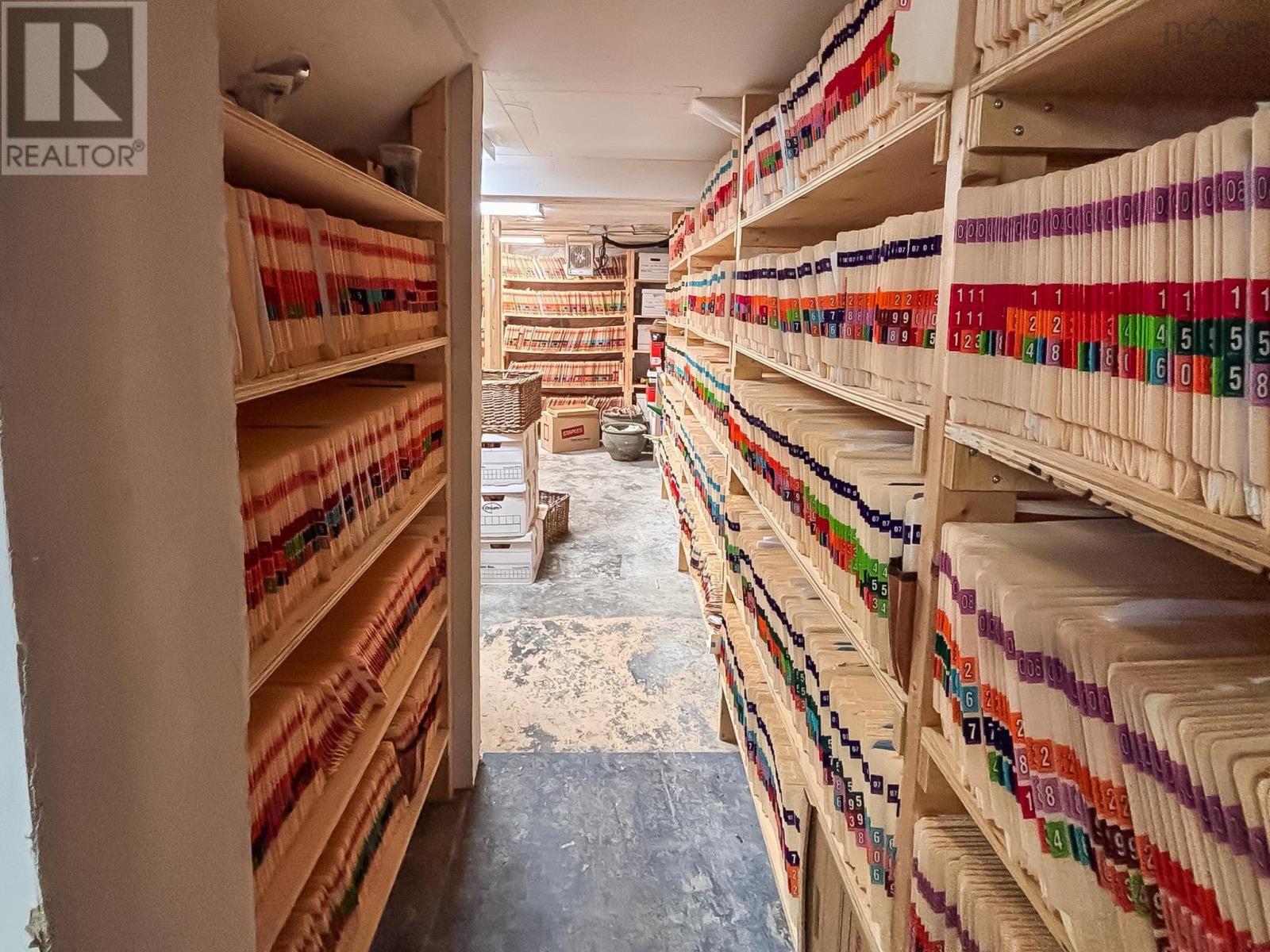 180 Dufferin Street, Bridgewater, Nova Scotia  B4V 2G7 - Photo 21 - 202527381