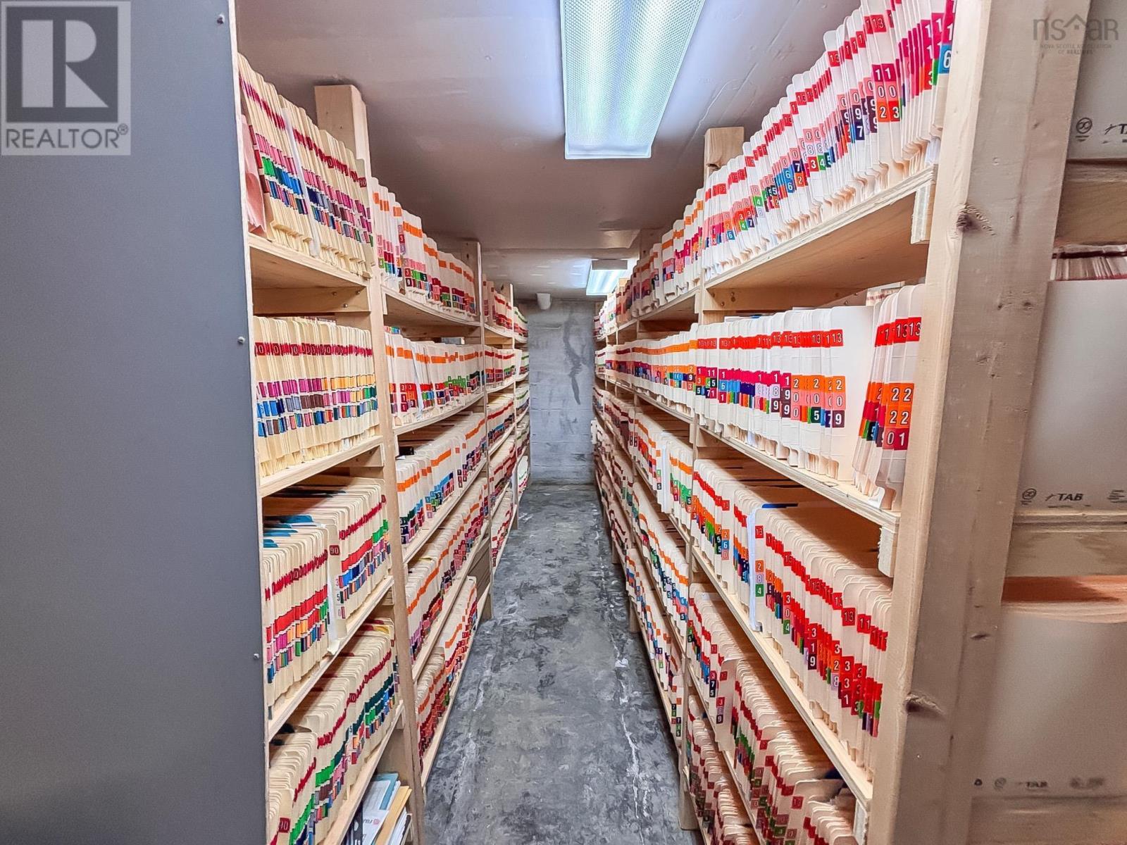 180 Dufferin Street, Bridgewater, Nova Scotia  B4V 2G7 - Photo 23 - 202527381