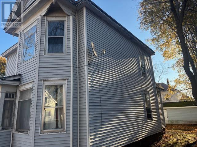 53 Spring Street, Amherst, Nova Scotia  B4H 1S3 - Photo 3 - 202527476