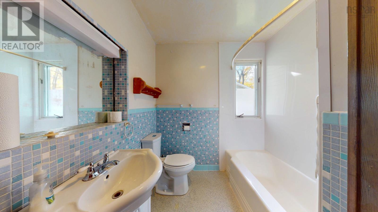 4 Montgomery Street, Kentville, Nova Scotia  B4N 3W4 - Photo 18 - 202527494