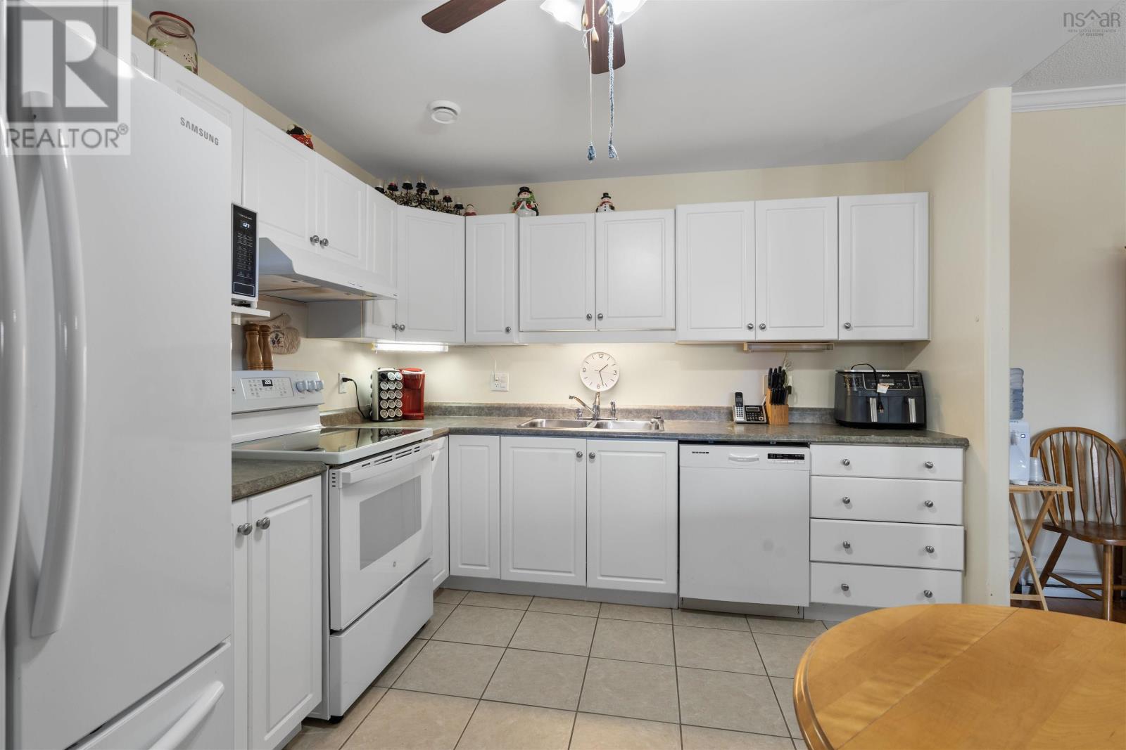 211 52 Whitehall Crescent, Dartmouth, Nova Scotia  B2W 6P7 - Photo 30 - 202527509