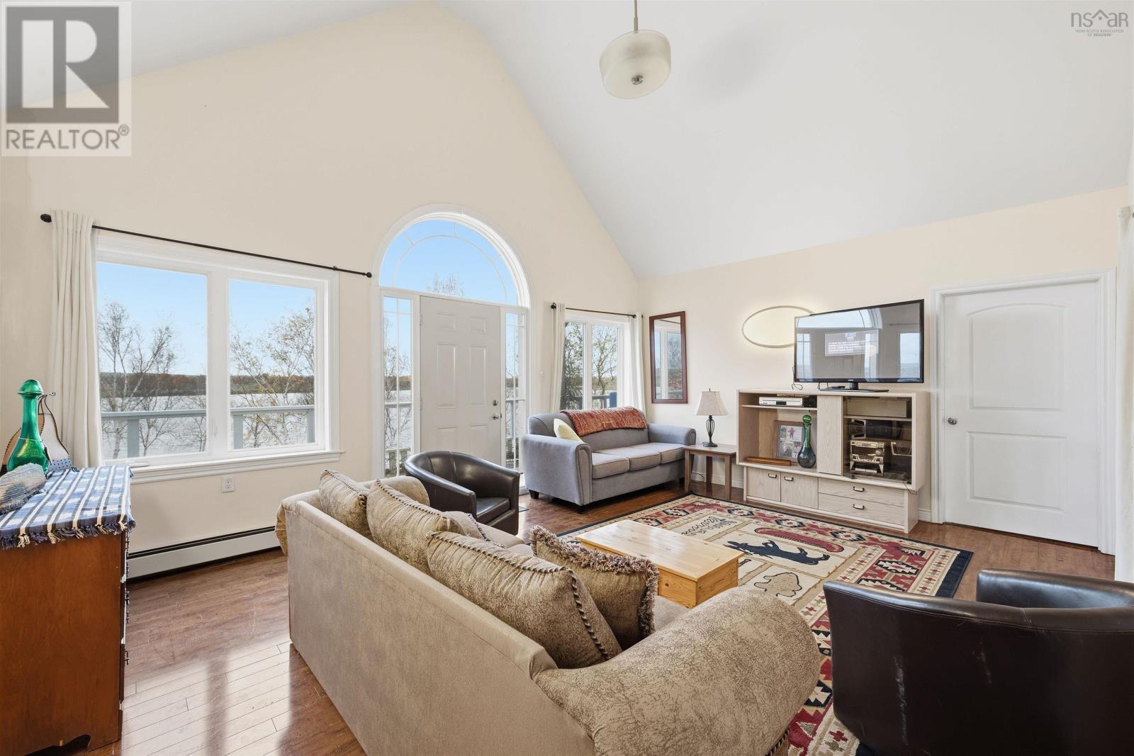 215 Cloverdale Drive, Martock, Nova Scotia  B0N 2T0 - Photo 11 - 202527548