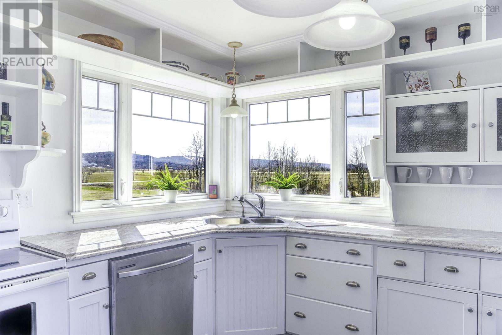 215 Cloverdale Drive, Martock, Nova Scotia  B0N 2T0 - Photo 36 - 202527548