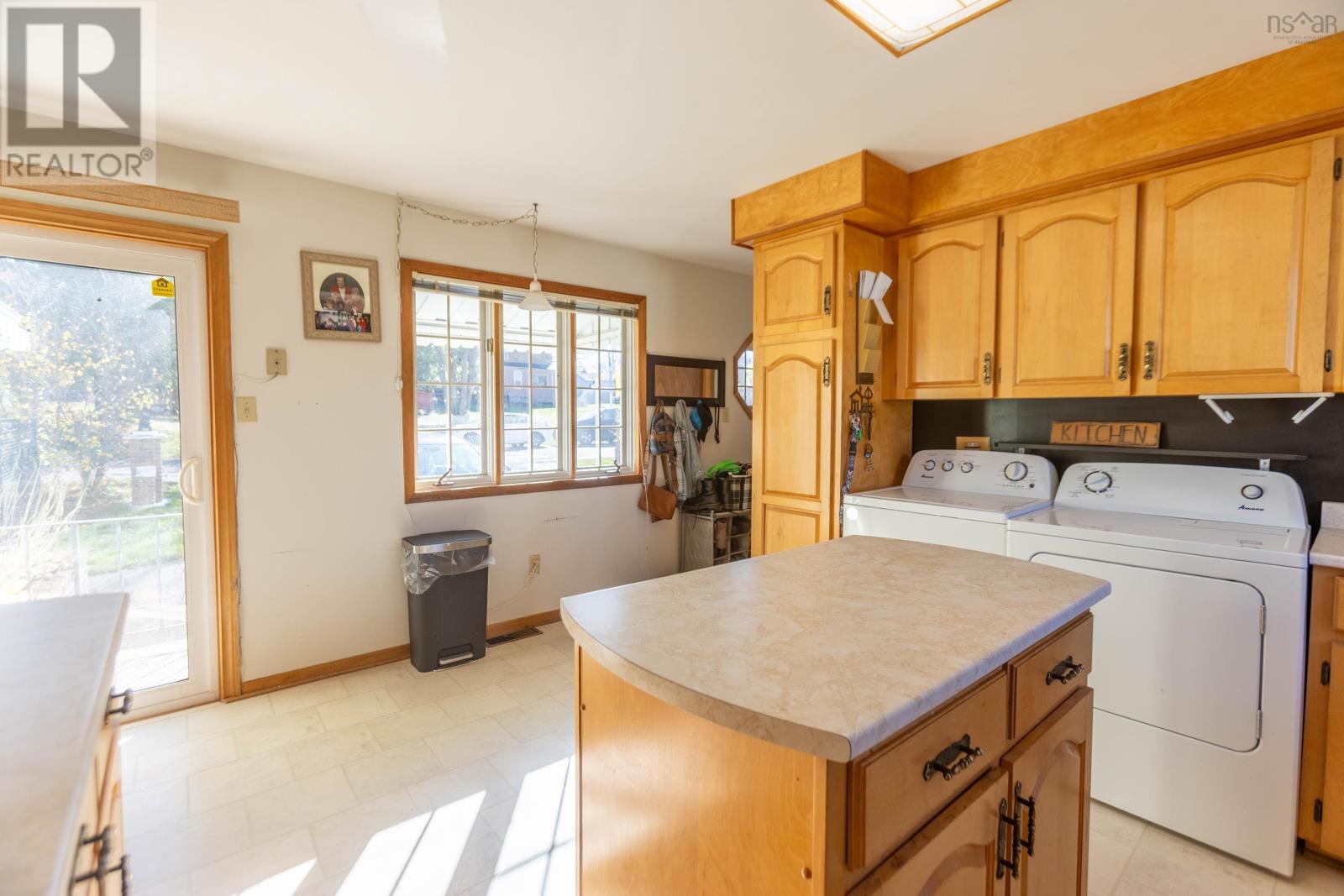 67 Charles Street, Amherst, Nova Scotia  B4H 3P9 - Photo 12 - 202527585