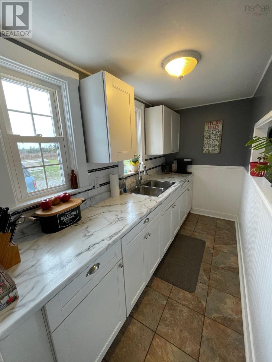 412 Meadows Road, Sydney Forks, Nova Scotia  B1L 1A8 - Photo 10 - 202527688