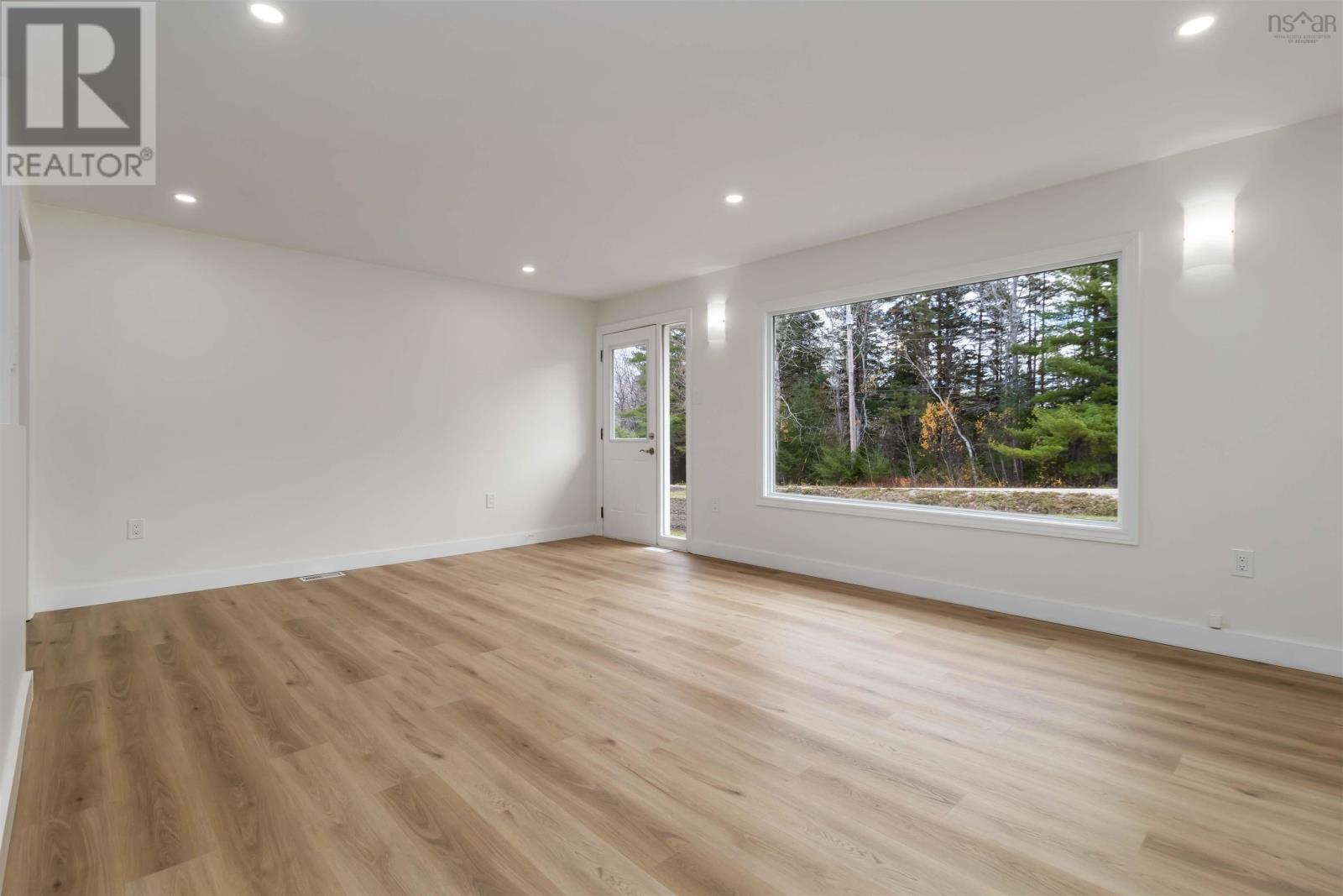 27 Countway Road, Chester Basin, Nova Scotia  B0J 1K0 - Photo 10 - 202527742