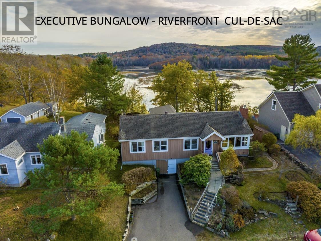 28 Babineau Heights, annapolis royal, Nova Scotia