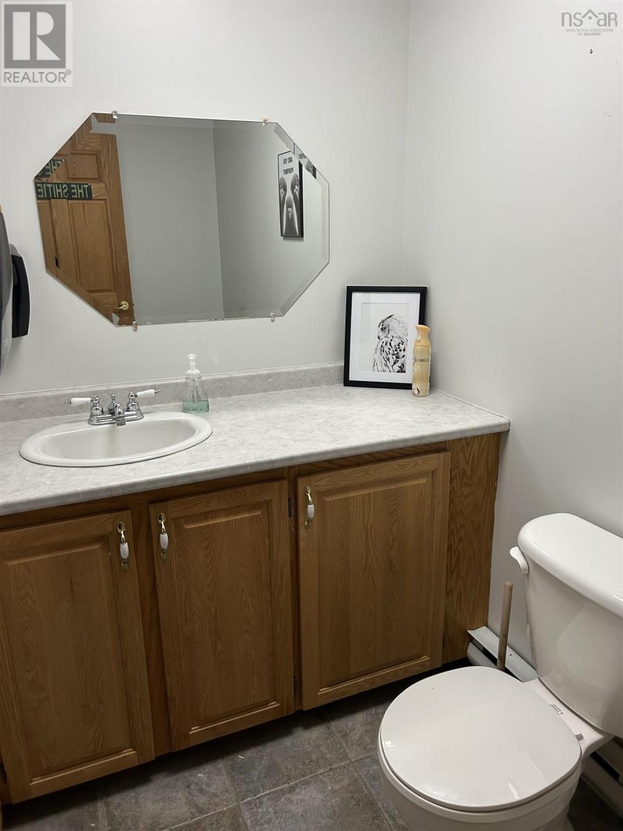 38 Mckeen Street, Glace Bay, Nova Scotia  B1A 5B9 - Photo 13 - 202527775