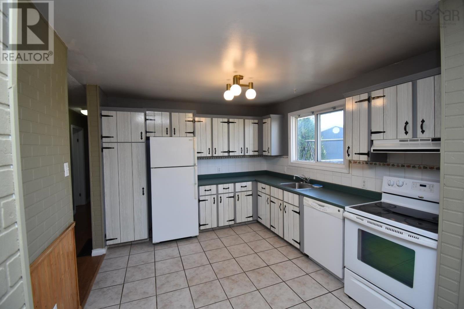 159 Johnson Crescent, Lower Sackville, Nova Scotia  B4C 1X4 - Photo 13 - 202527807