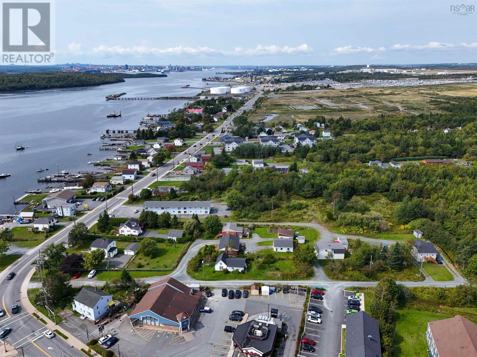 20 Silvers Lane, Eastern Passage, Nova Scotia  B3G 1M4 - Photo 11 - 202527851