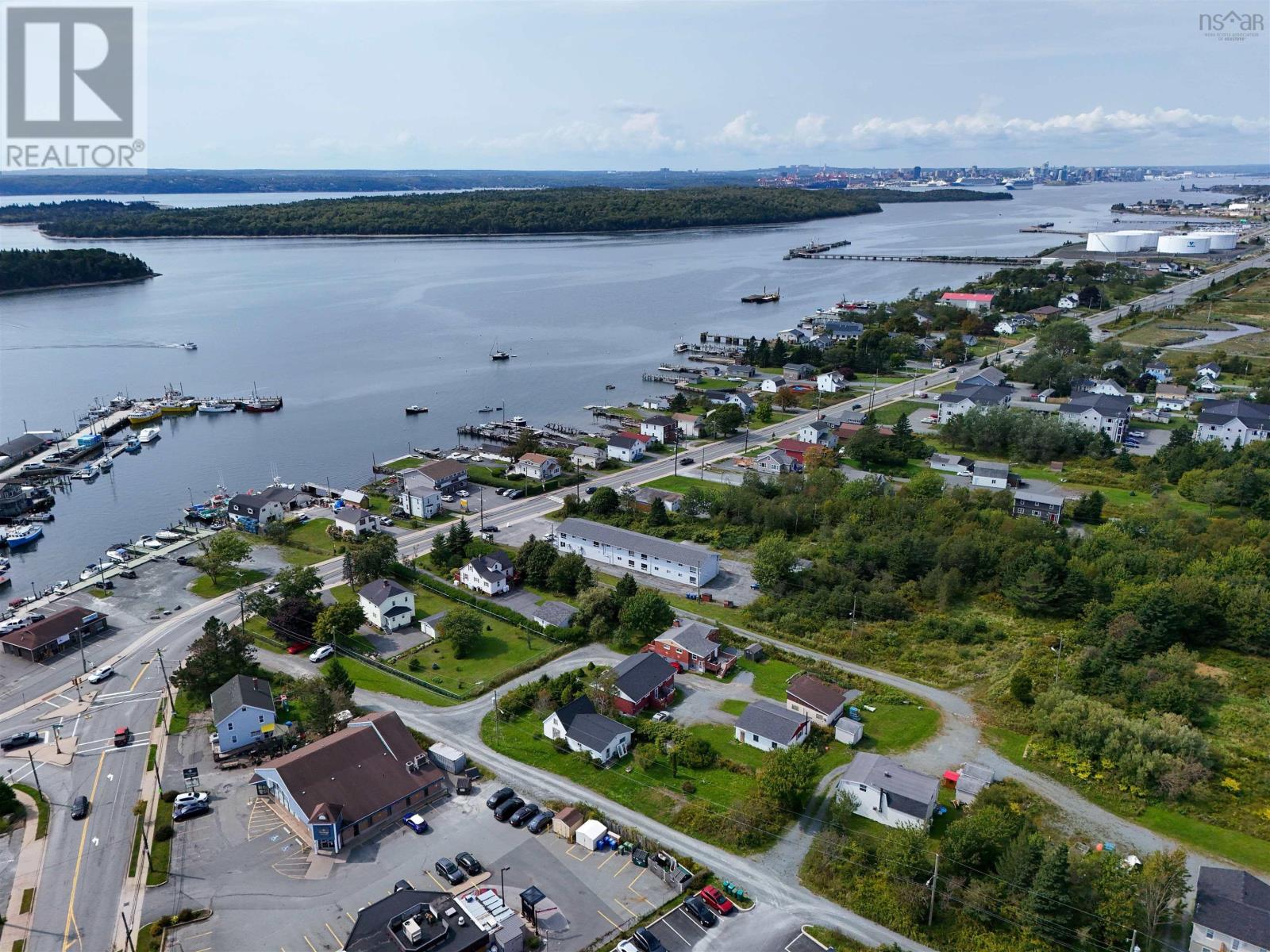 20 Silvers Lane, Eastern Passage, Nova Scotia  B3G 1M4 - Photo 12 - 202527851