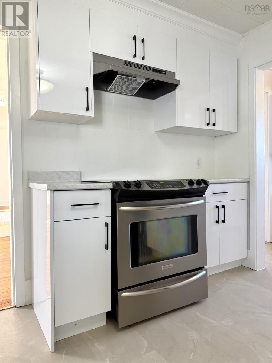 190 Church Street, Amherst, Nova Scotia  B4H 3C6 - Photo 10 - 202527895