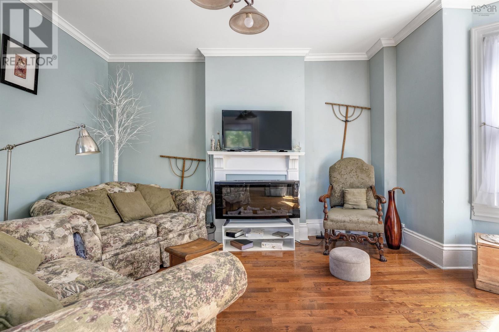 92-94 Pleasant Streets, Bridgewater, Nova Scotia  B4V 1N2 - Photo 9 - 202527896