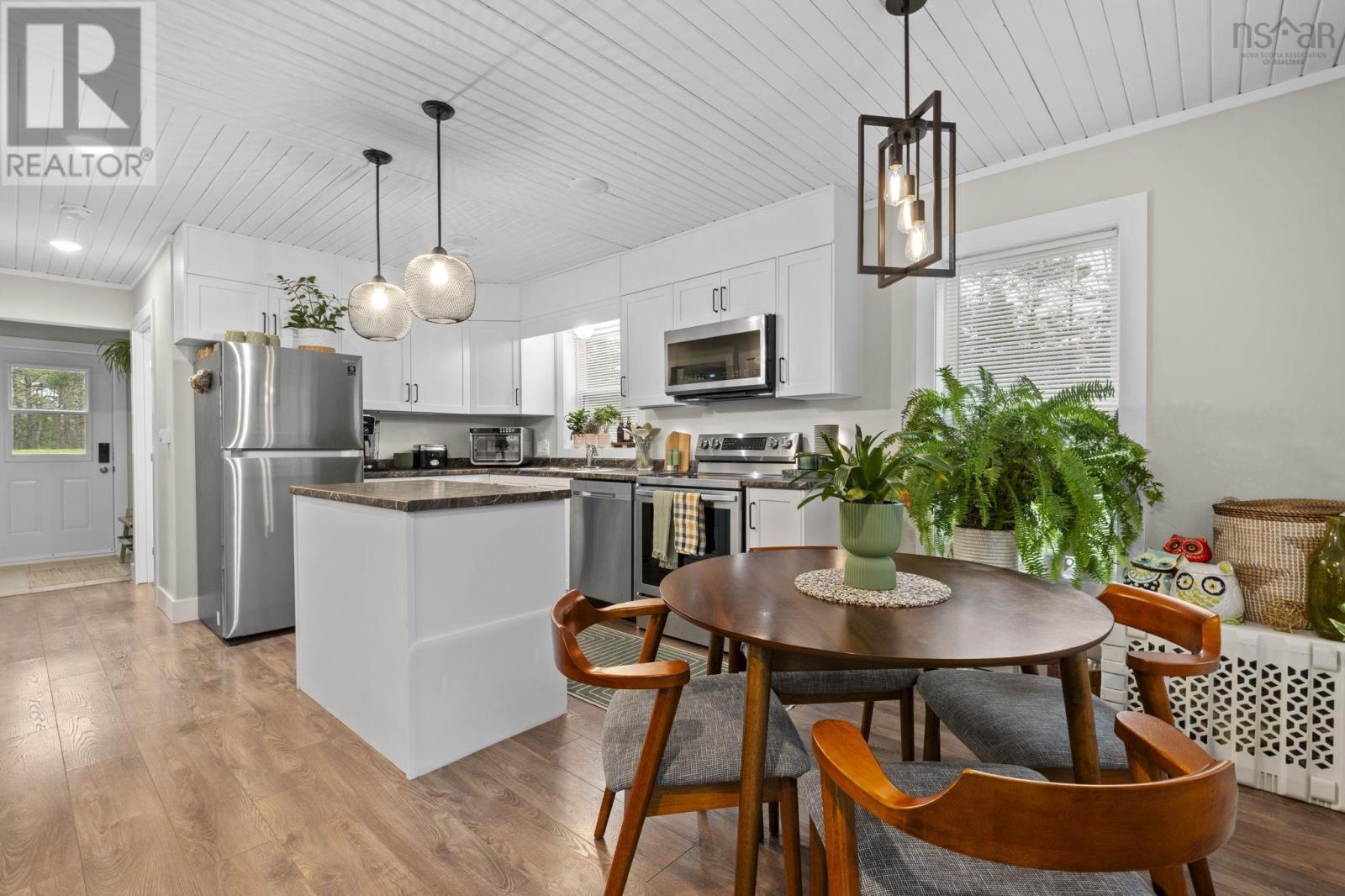 273 Meek Arm Trail, Mount Uniacke, Nova Scotia  B0N 1Z0 - Photo 12 - 202527977