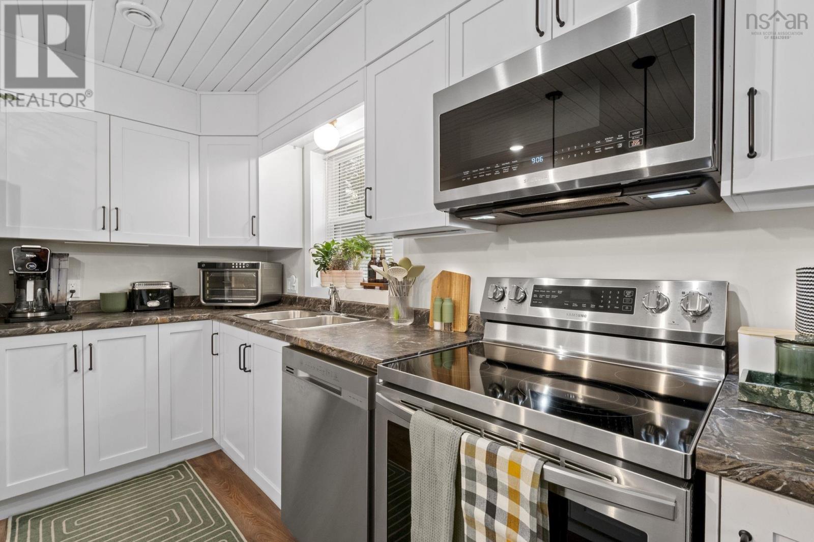 273 Meek Arm Trail, Mount Uniacke, Nova Scotia  B0N 1Z0 - Photo 4 - 202527977