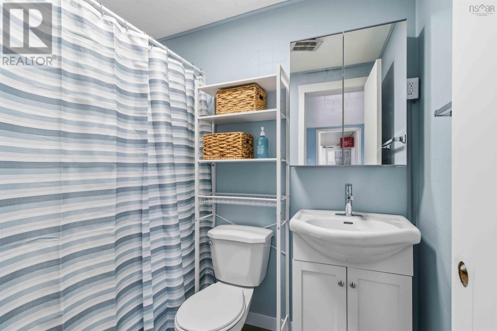 499 Main Street, Mahone Bay, Nova Scotia  B0J 2E0 - Photo 18 - 202528060