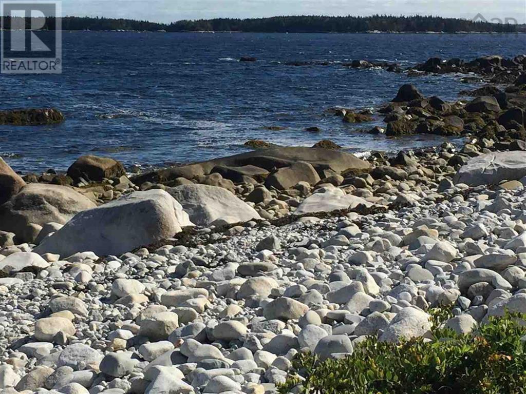 Central Port Mouton Road, Port Mouton, Nova Scotia  B0T 1T0 - Photo 4 - 202528153