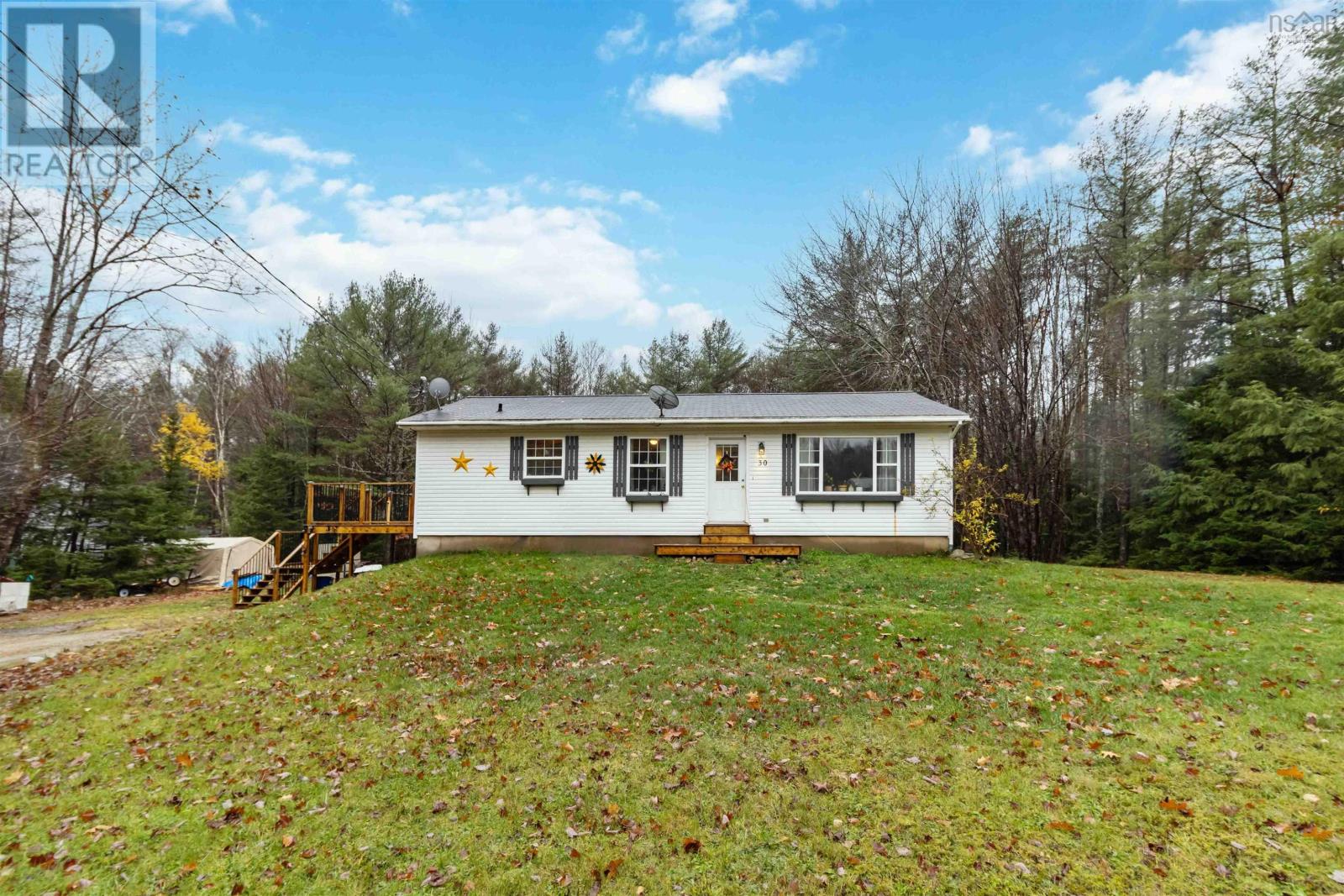 30 Heather Avenue, Dayspring, Nova Scotia  B4V 5S9 - Photo 2 - 202528171