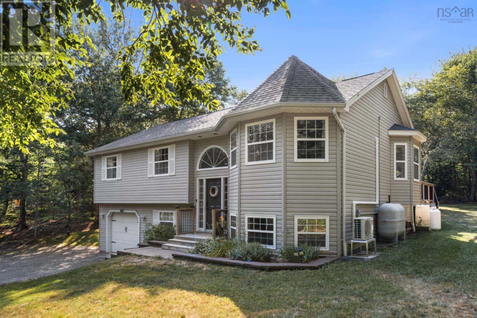 198 Tattenham Crescent, Hammonds Plains, Nova Scotia  B4B 1V2 - Photo 2 - 202528193