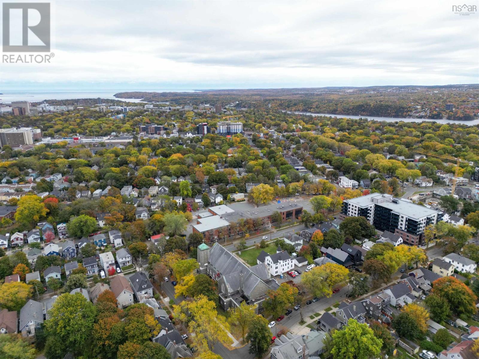 6319 Chebucto Road, Halifax, Nova Scotia  B3L 1K9 - Photo 11 - 202528228
