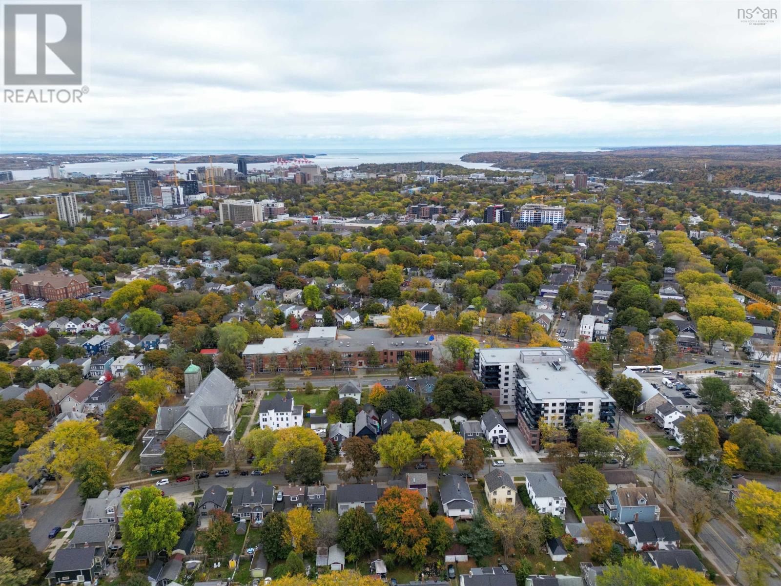 6319 Chebucto Road, Halifax, Nova Scotia  B3L 1K9 - Photo 19 - 202528228