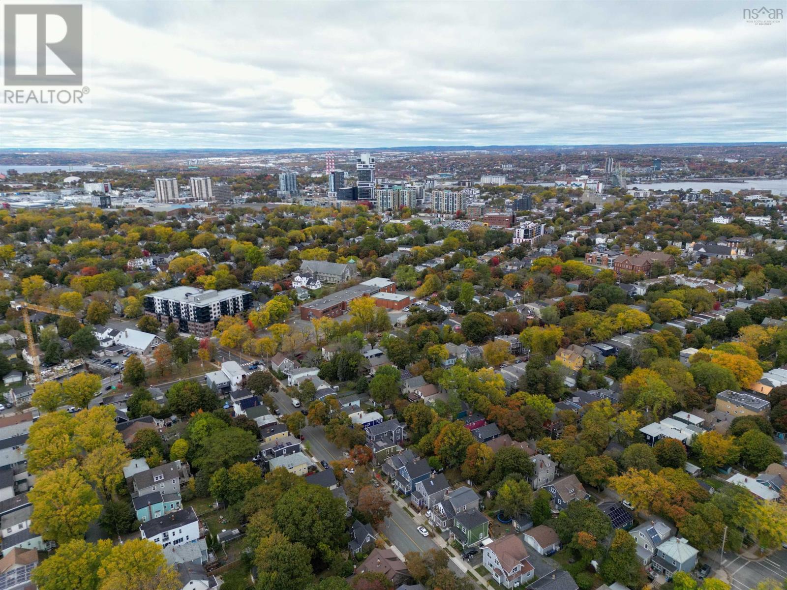 6319 Chebucto Road, Halifax, Nova Scotia  B3L 1K9 - Photo 9 - 202528228