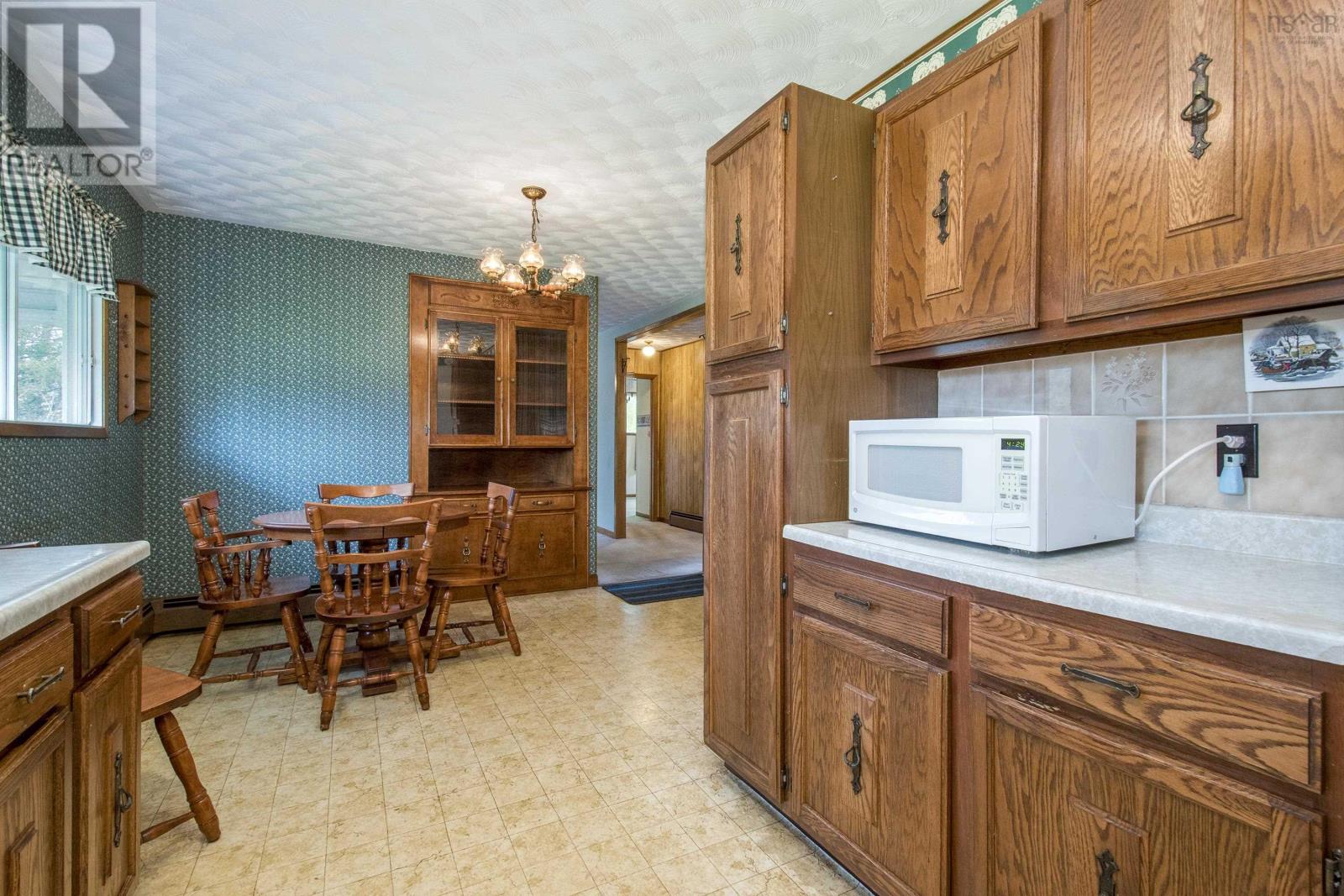 683 Main Street, Lawrencetown, Nova Scotia  B0S 1M0 - Photo 12 - 202528277